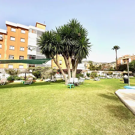 Salt - Bonito - Piscina - Vistas Mar -wifi Торремолінос